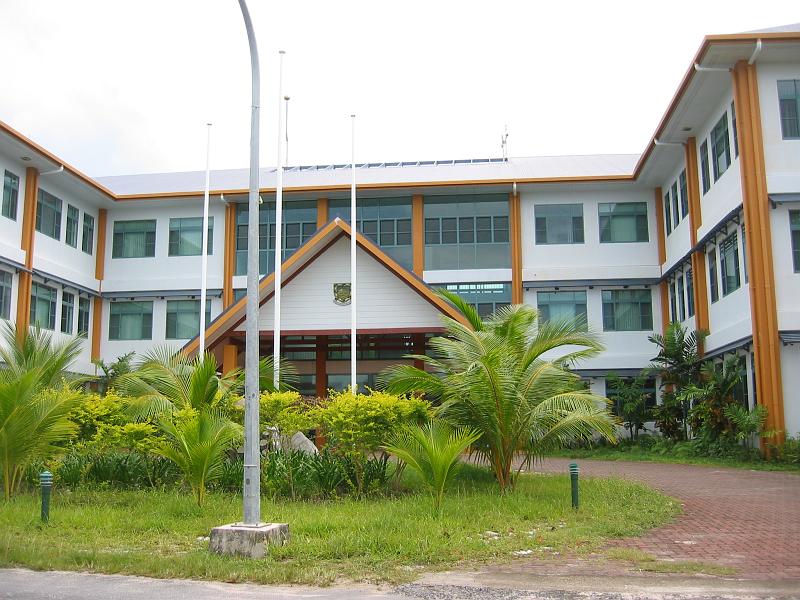 tuv30 More significantly, Taiwan has helped Tuvalu with medical care and with the donation of the government building, depicted here.